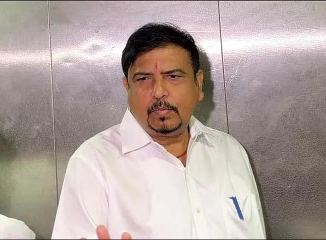 পশ্চিমবঙ্গের প্রাক্তন মন্ত্রী সুজিত বসুকে দুর্নীতি মামলায় আটক করলো ইডি