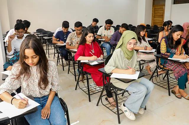 ১০ ব্যাংক ও ১ আর্থিক প্রতিষ্ঠানের অফিসার পদের আসনবিন্যাস প্রকাশ