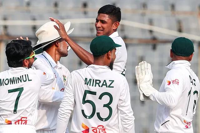 পূর্বপরিকল্পনা অনুযায়ী পাকিস্তানকে অনায়াসে হারাল বাংলাদেশ