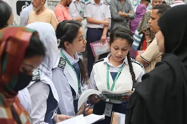 এসএসসি পরীক্ষা ২০২৬: পৌরনীতি ও নাগরিকতা - সংক্ষিপ্ত প্রশ্নোত্তর (রাজনৈতিক দল ও গণতান্ত্রিক সরকার)